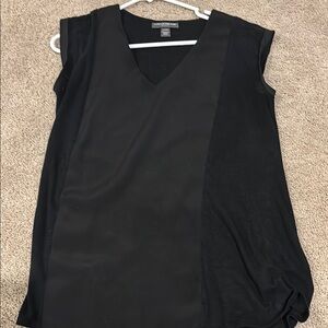 A Pea in the Pod Black Asymmetrical Sleeveless Blouse